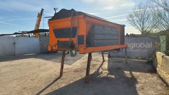 - GILETTA BRINE SALT SHAKER HF6040ID